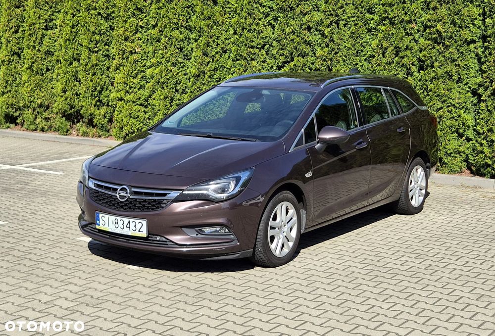 Opel Astra 1.4 T Elite - 9