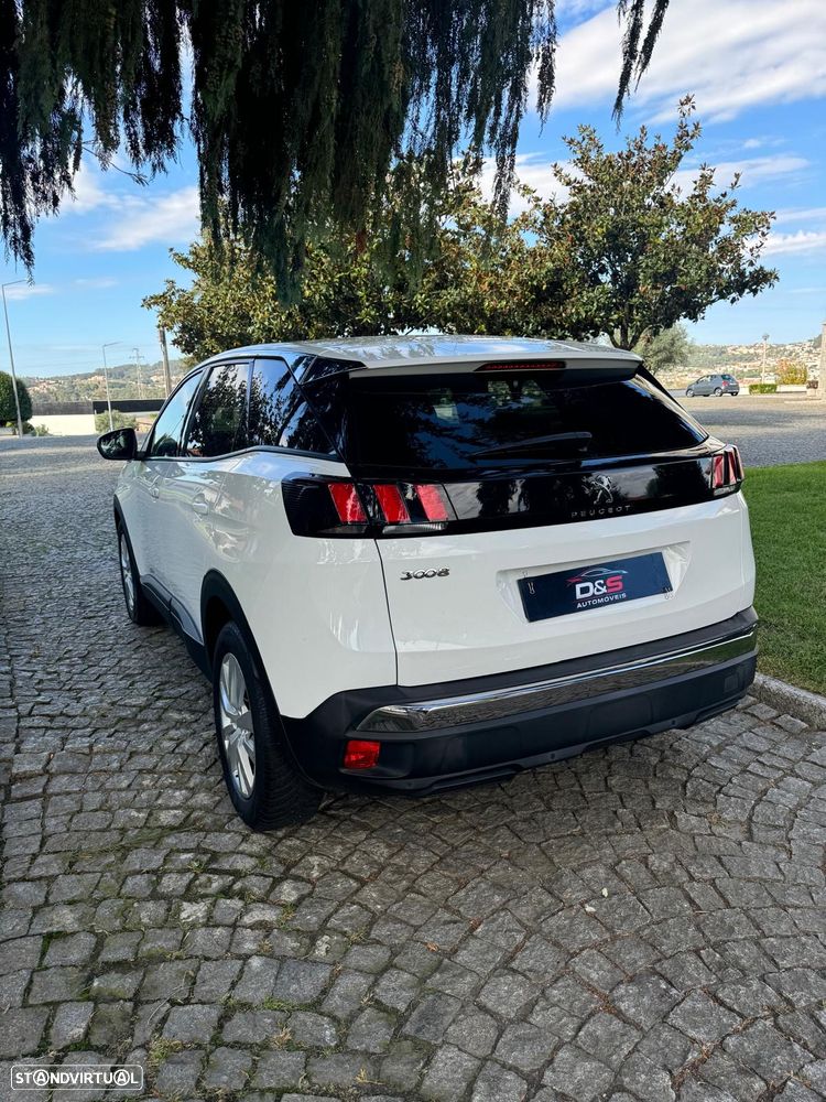 Peugeot 3008 PureTech 130 Stop & Start GPF Active - 11