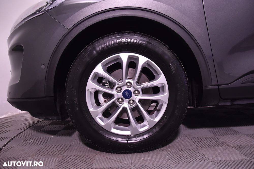 Ford Kuga - 13