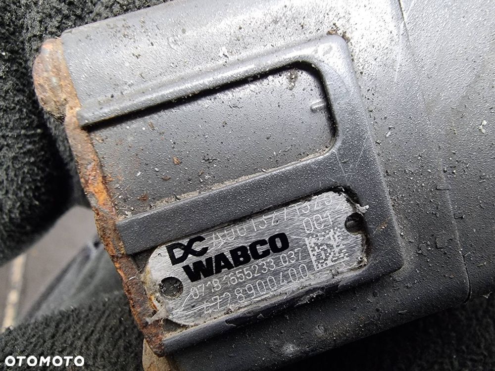 ZAWÓR POWIETRZA MERCEDES ACTROS 1824 A0013271325 - 3