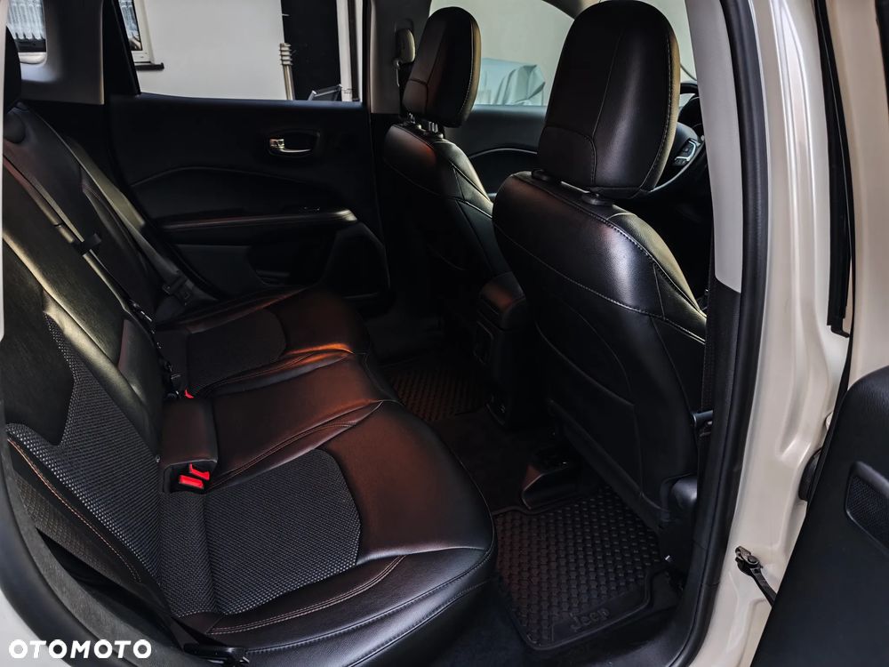 Jeep Compass 1.4 TMair Limited 4WD S&S - 12