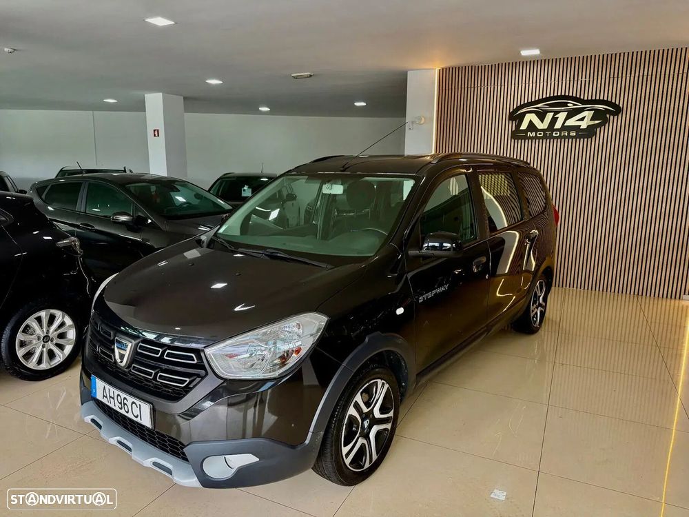 Dacia Lodgy 1.3 TCe Stepway 7L - 2