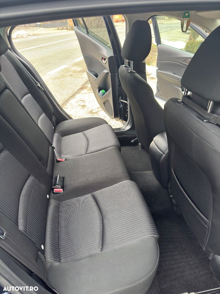 Mazda 3 SKYACTIV-G 120 Center-Line - 13