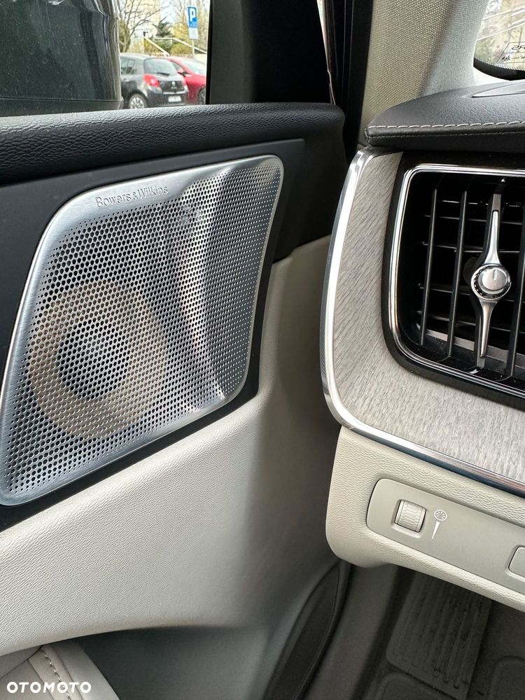 Volvo XC 60 D5 AWD Geartronic Inscription - 19