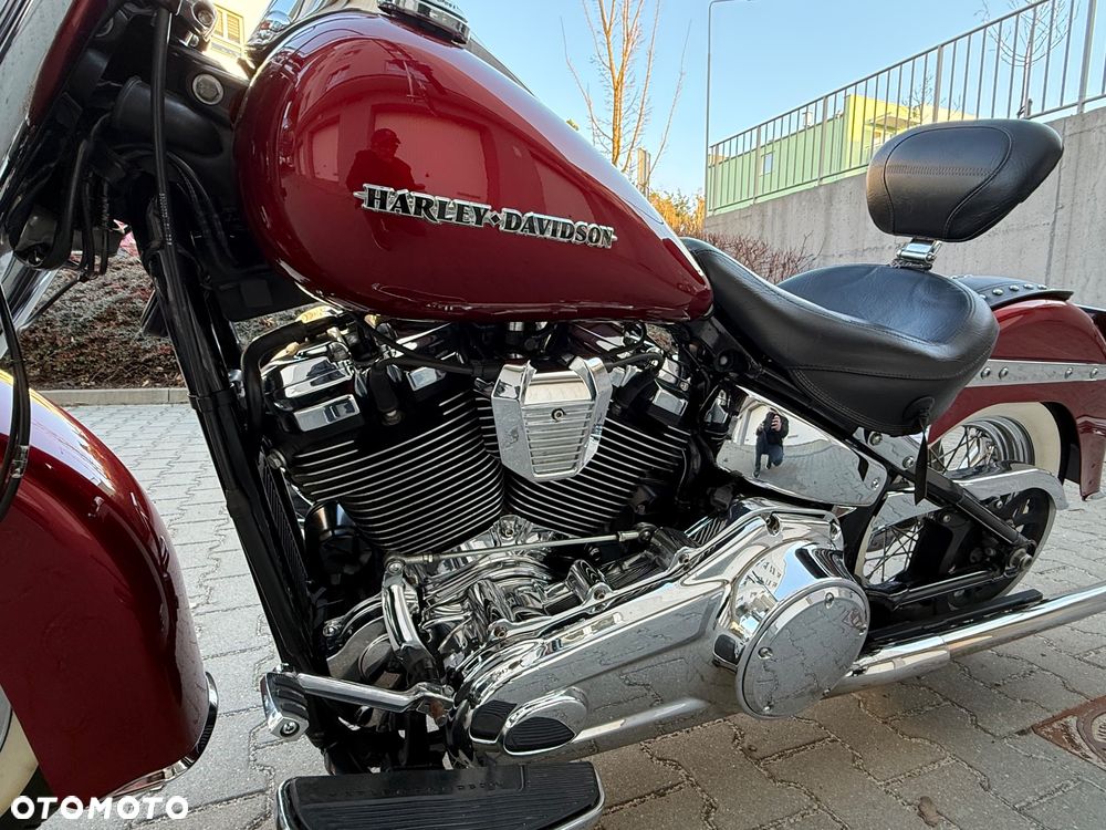 Harley-Davidson Softail Deluxe - 12