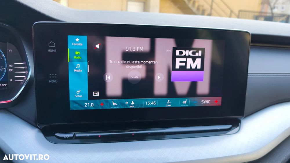 Skoda Octavia 2.0 TDI DSG Tour - 11