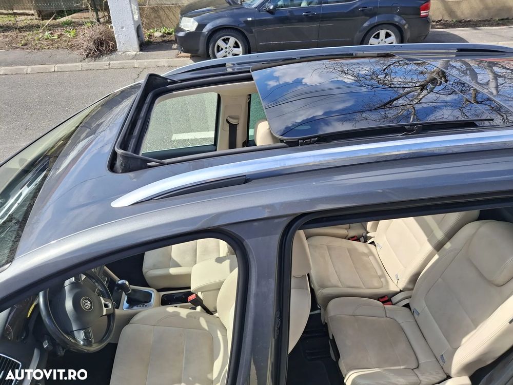 Volkswagen Sharan 2.0 TDI DSG Blue Motion Highline - 17