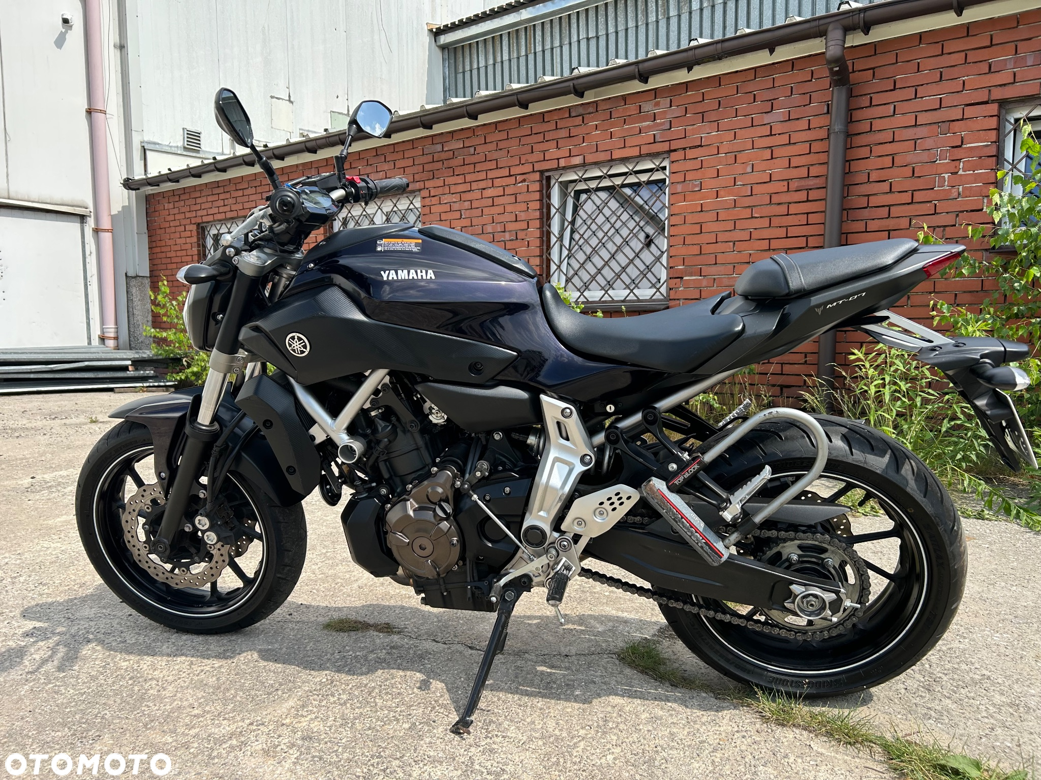 Yamaha MT - 2
