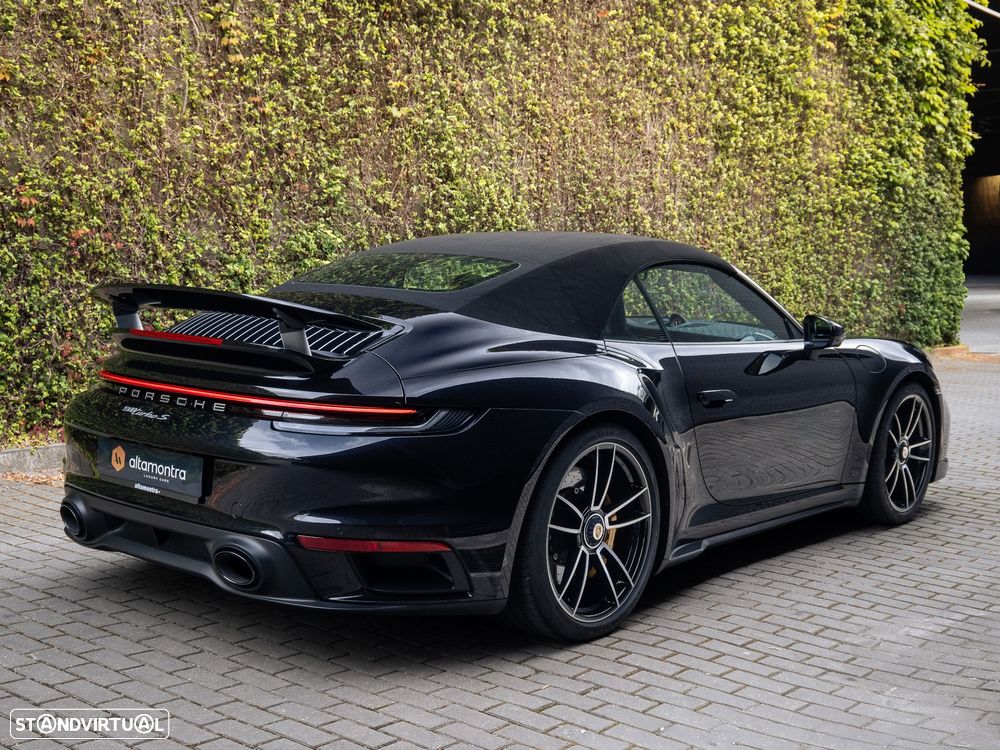Porsche 911 (992) Turbo S PDK - 17