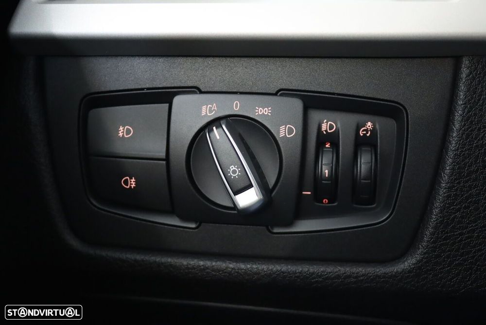 BMW 320 d Advantage Auto - 16