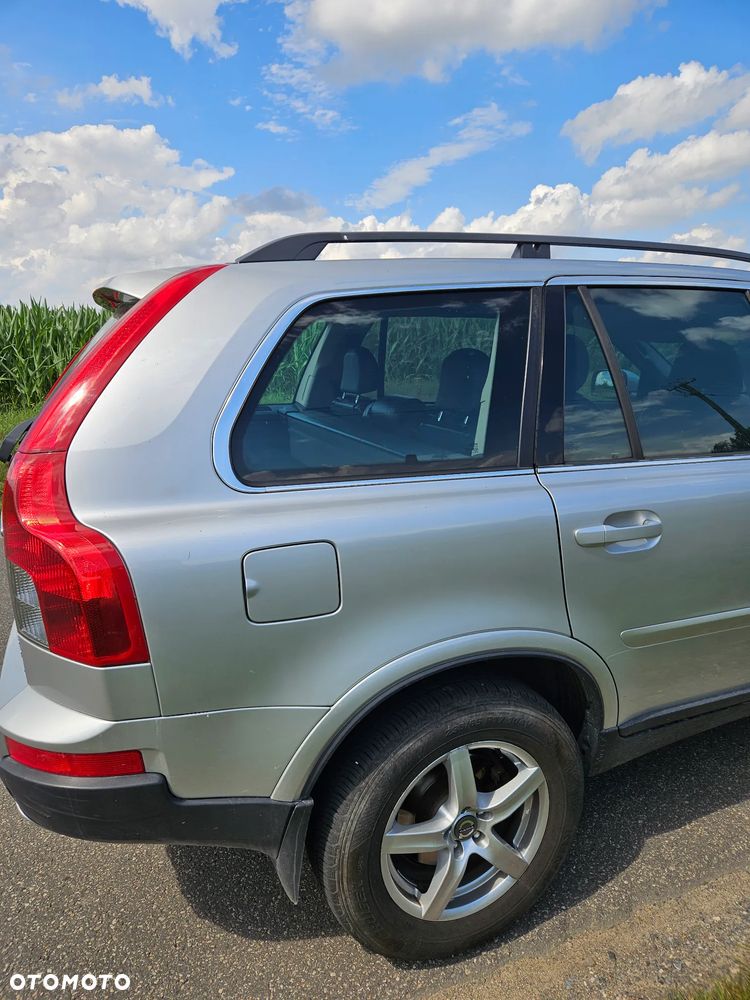Volvo XC 90 - 9