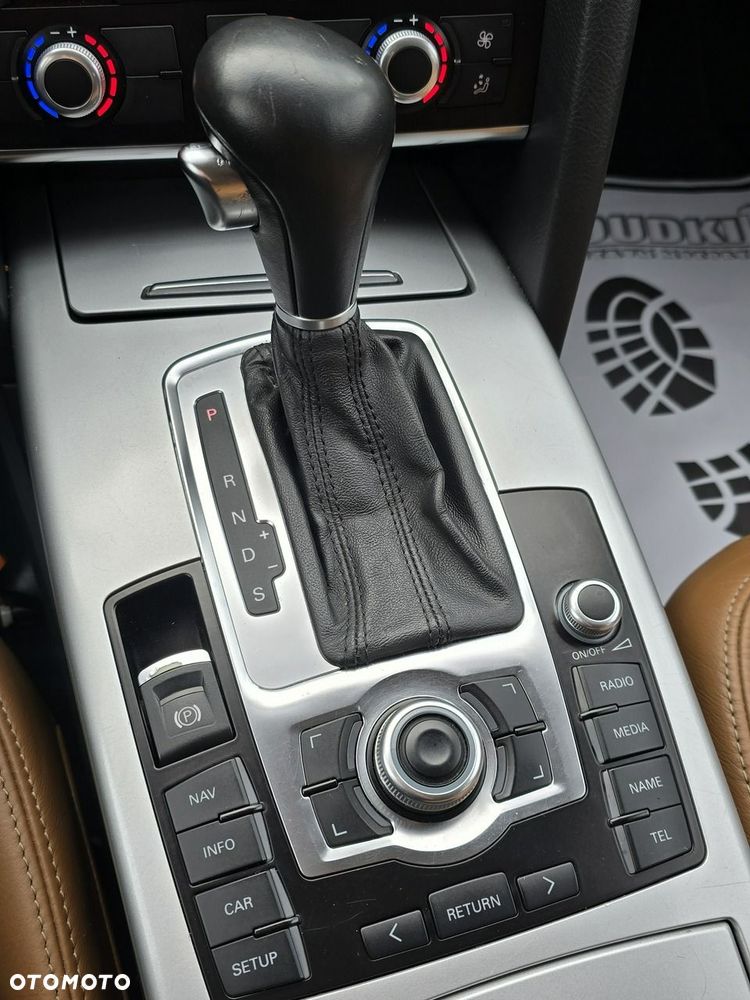 Audi A6 Avant - 32