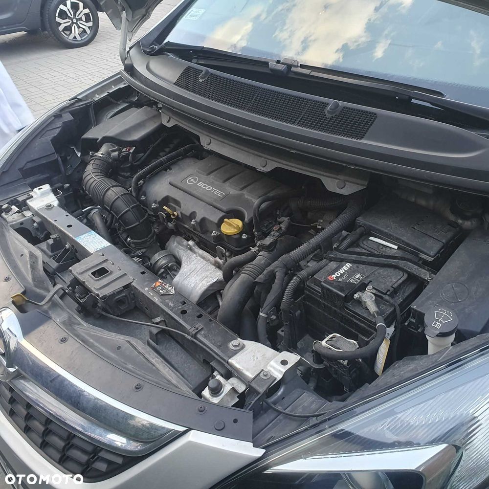 Opel Zafira - 4