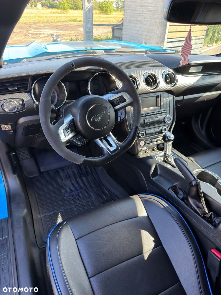 Ford Mustang 3.7 V6 - 21