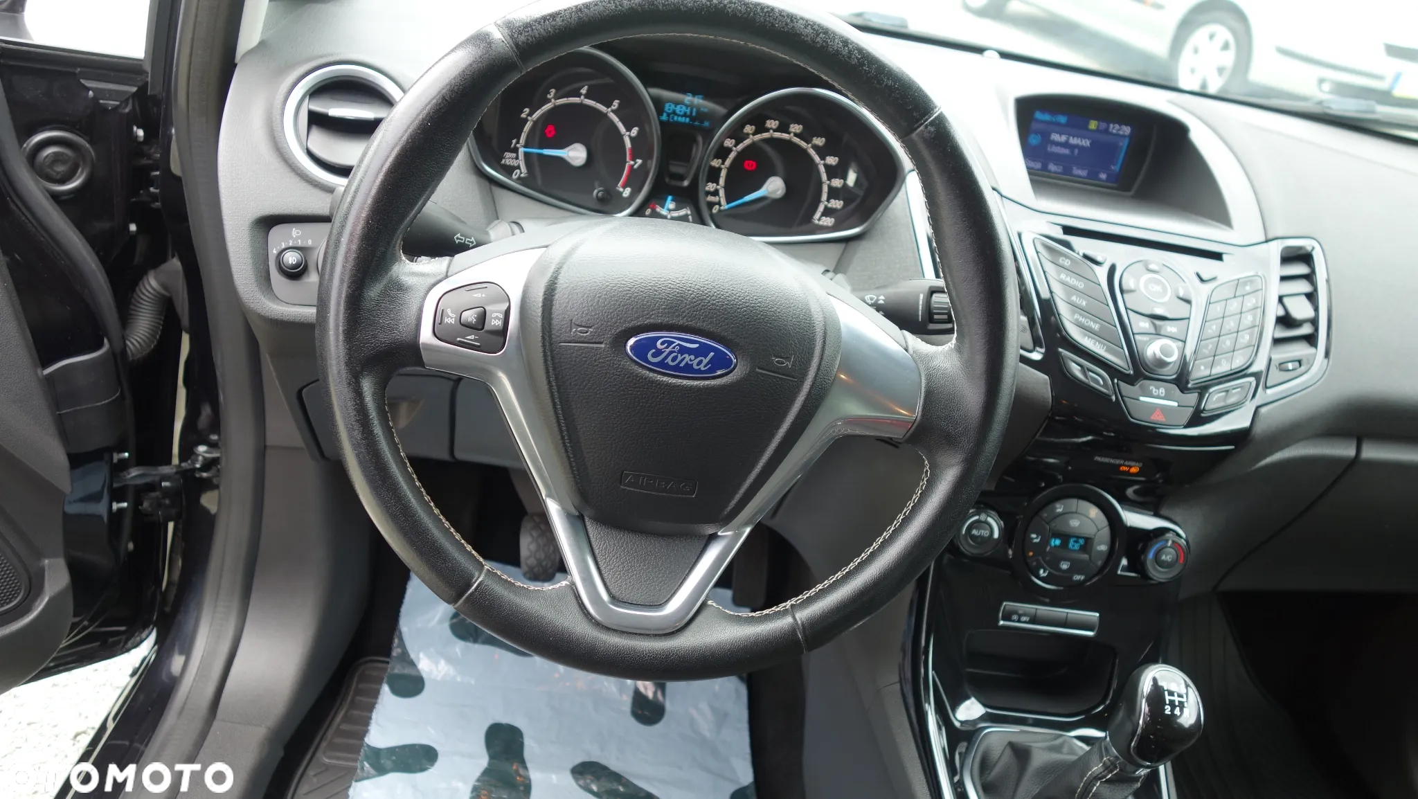 Ford Fiesta 1.0 EcoBoost Titanium - 19