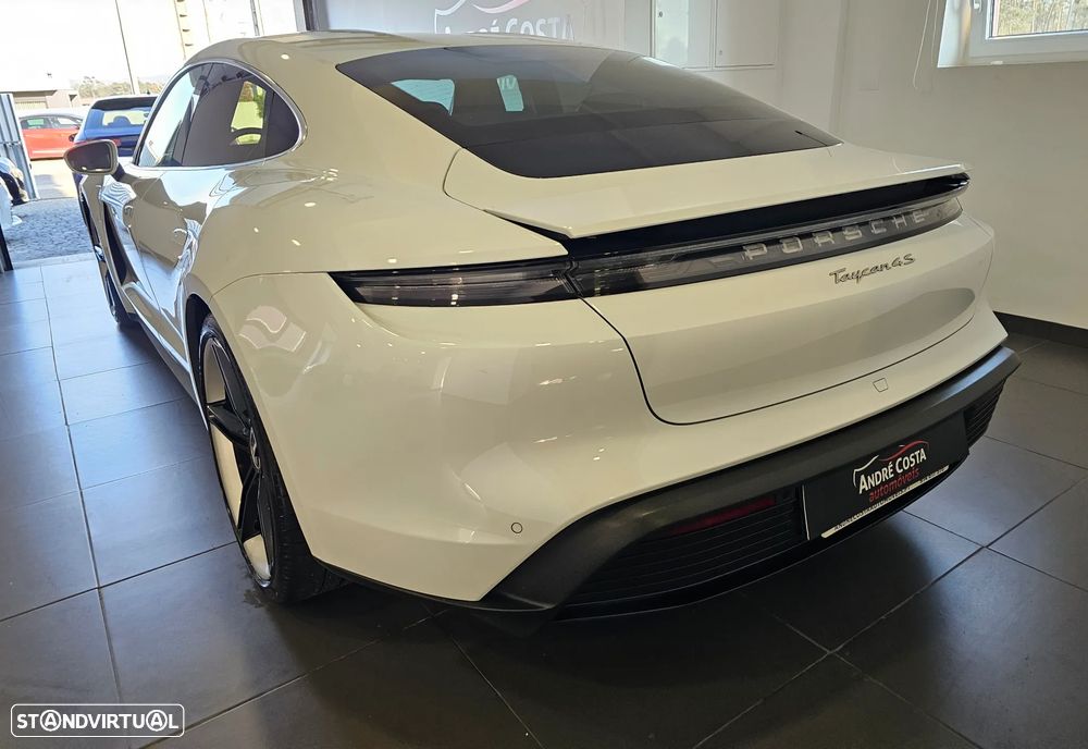 Porsche Taycan 4S - 2
