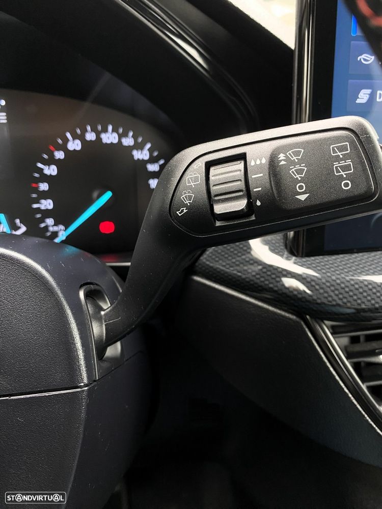 Ford Focus 1.0 EcoBoost MHEV ST-Line - 12