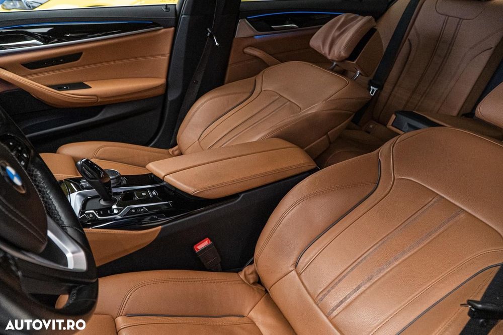 BMW Seria 5 530e Aut. Luxury Line - 18