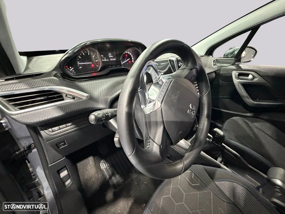 Peugeot 2008 - 21