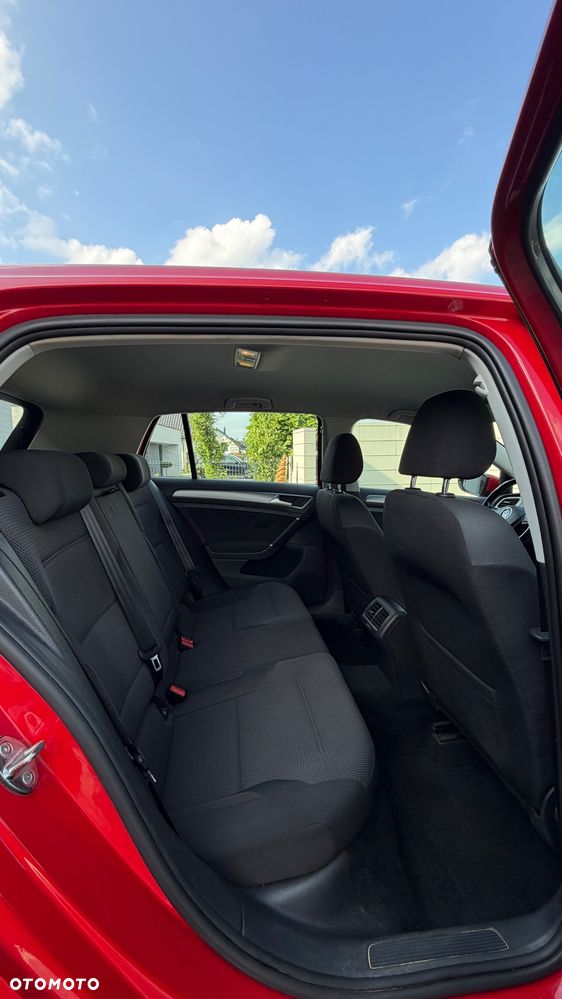 Volkswagen Golf 1.2 TSI BMT Comfortline - 11