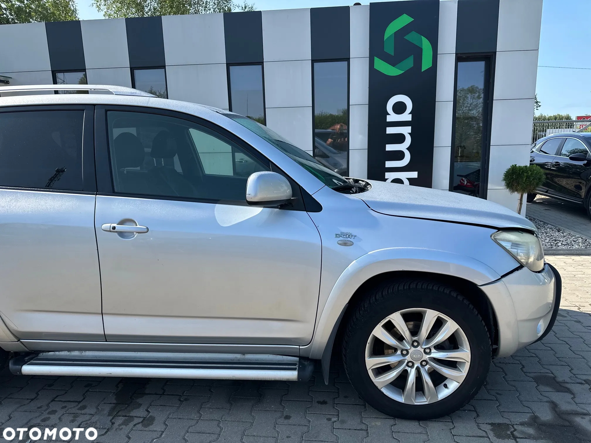Toyota RAV4 - 4