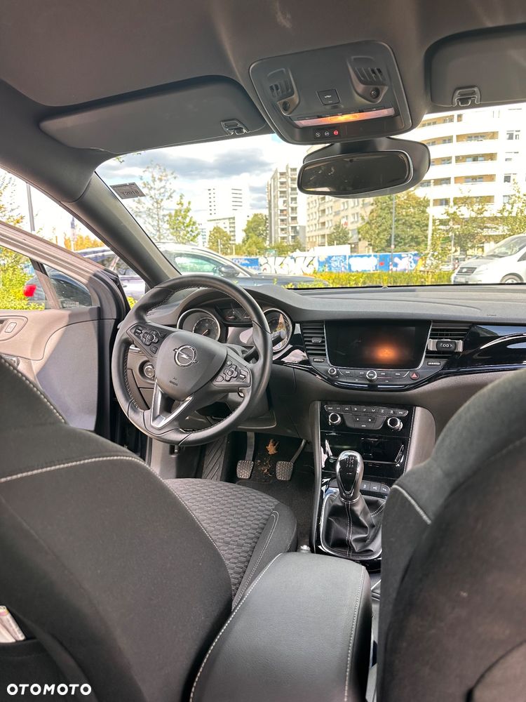 Opel Astra V 1.4 T Dynamic - 15