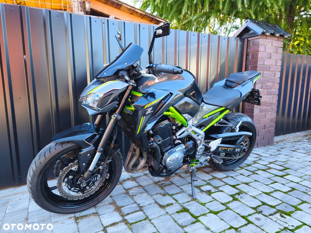 Kawasaki Z 900 - 21