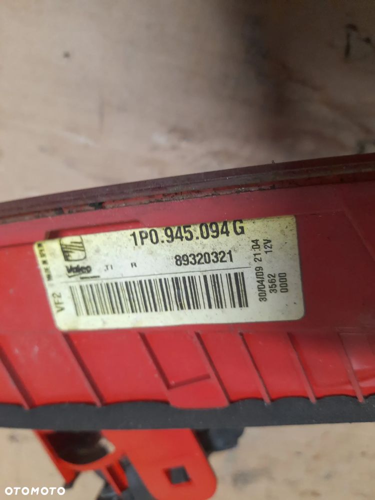 LAMPA KLAPY PRAWY TYŁ SEAT LEON II LIFT 1P0945094G - 4
