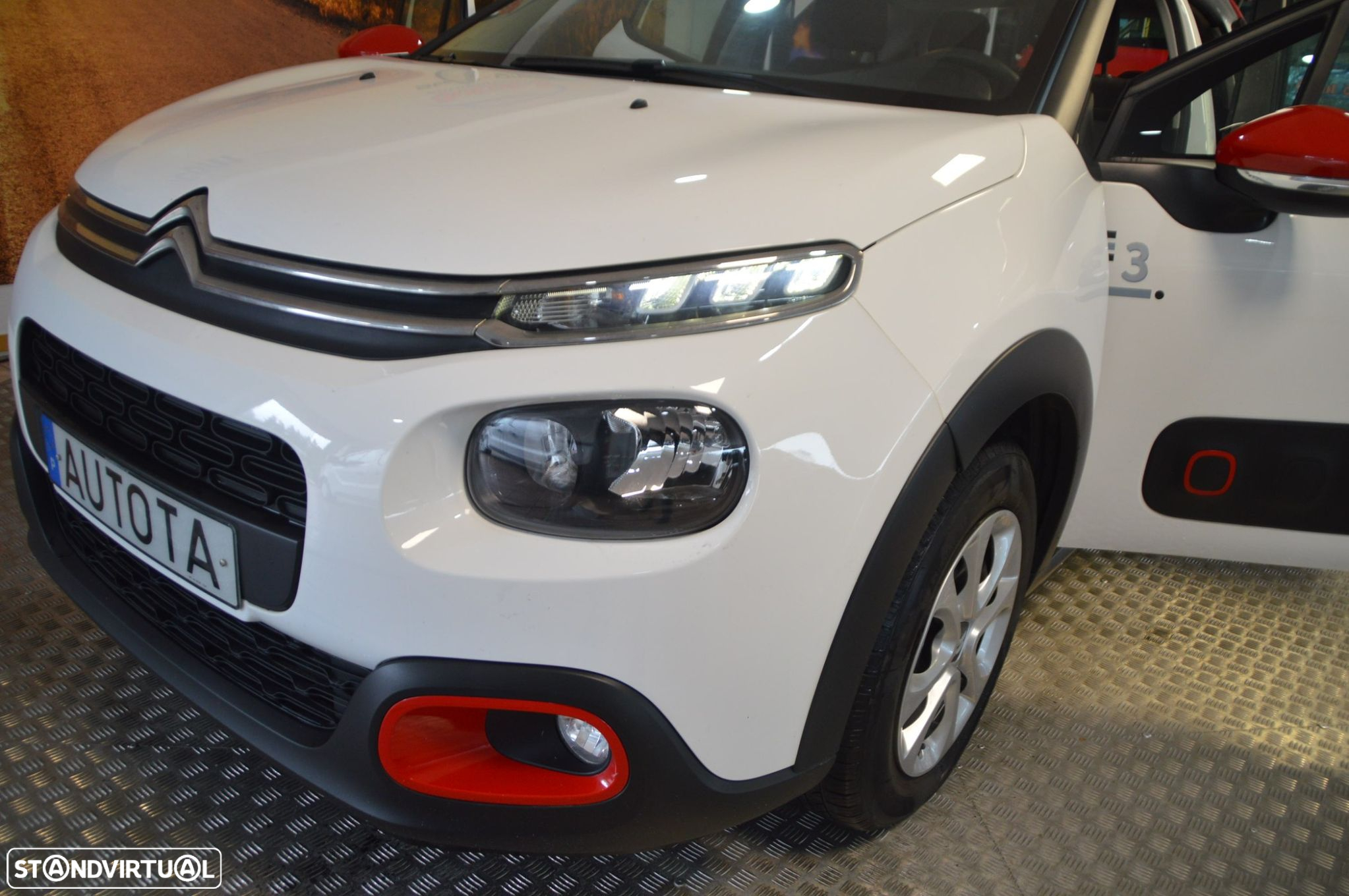 Citroën C3 1.2 PureTech Origins - 18