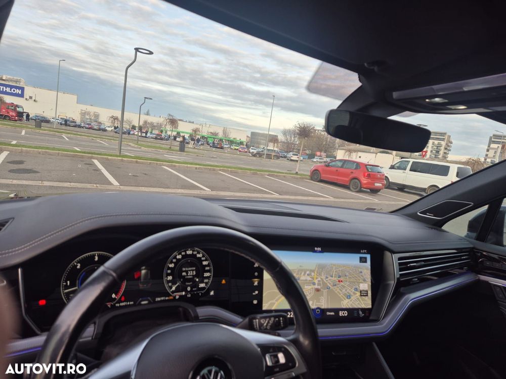 Volkswagen Touareg 3.0 V6 TDI SCR 4Motion Automatik R-Line - 3