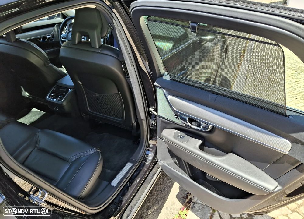 Volvo S90 D5 AWD Geartronic Momentum Pro - 8