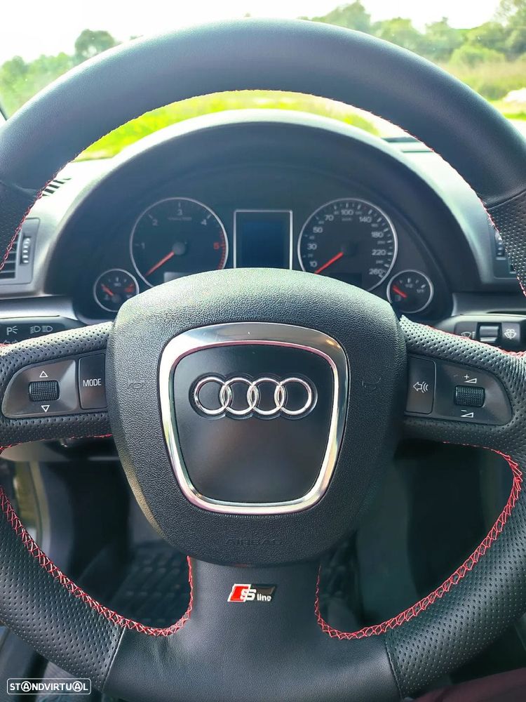 Audi A4 2.0 TDI S-line - 8