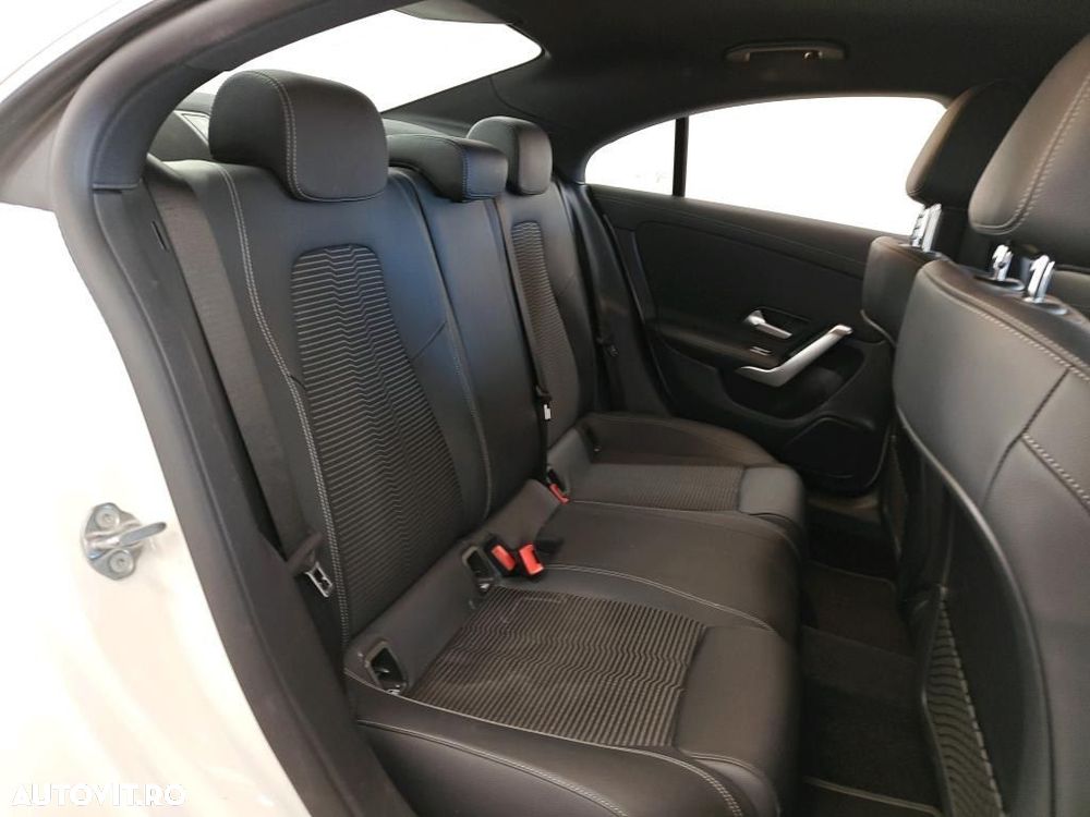 Mercedes-Benz CLA 180 - 7
