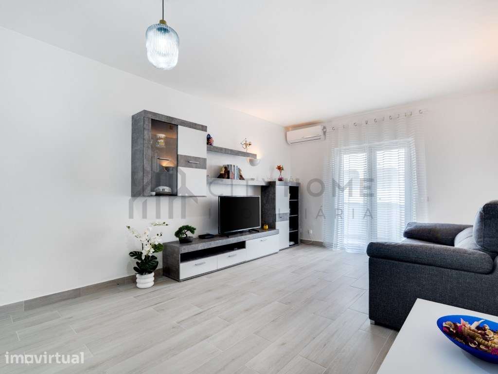 Apartamento T2 a 200 metros da praia - Grande imagem: 2/37