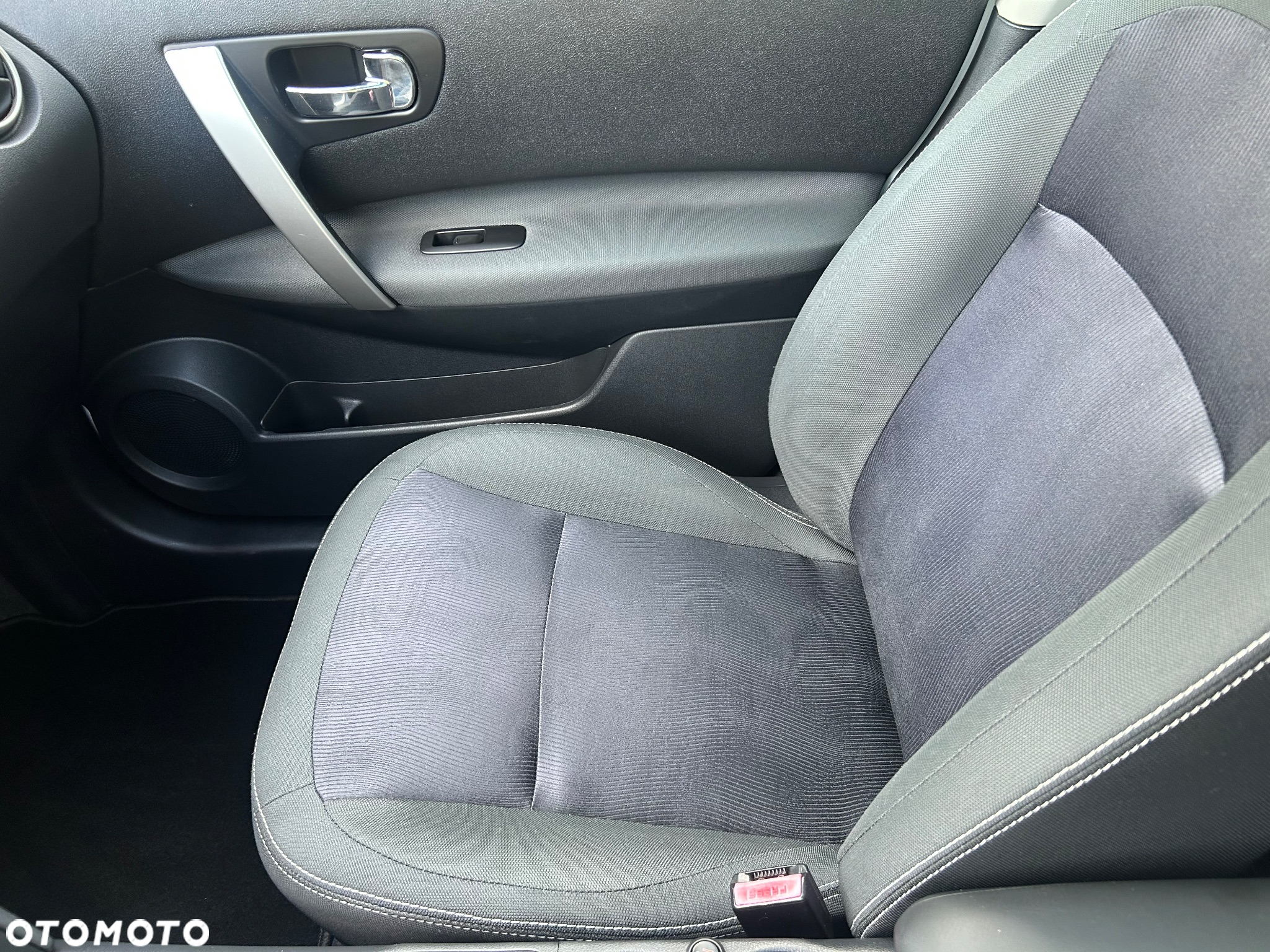 Nissan Qashqai 1.6 visia - 18