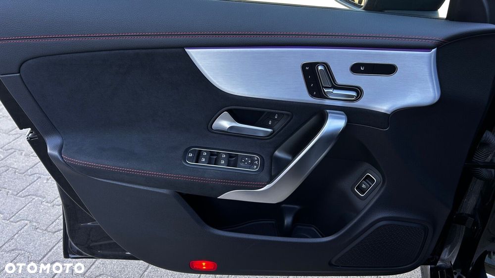 Mercedes-Benz CLA 200 mHEV AMG Line 7G-DCT - 10