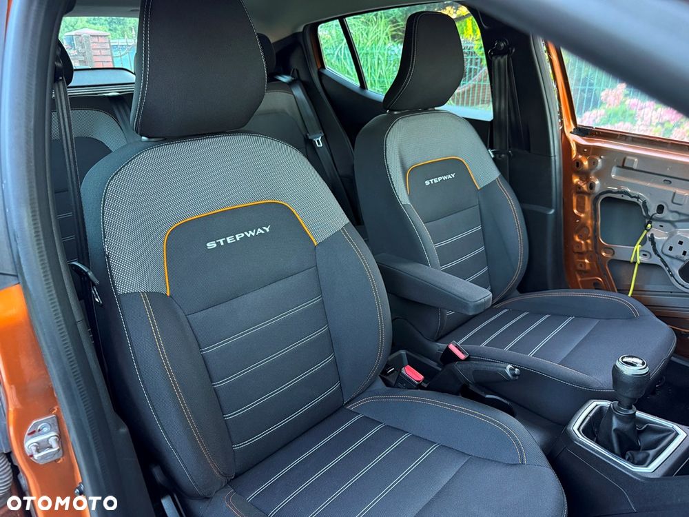 Dacia Sandero Stepway TCe 90 Comfort - 29
