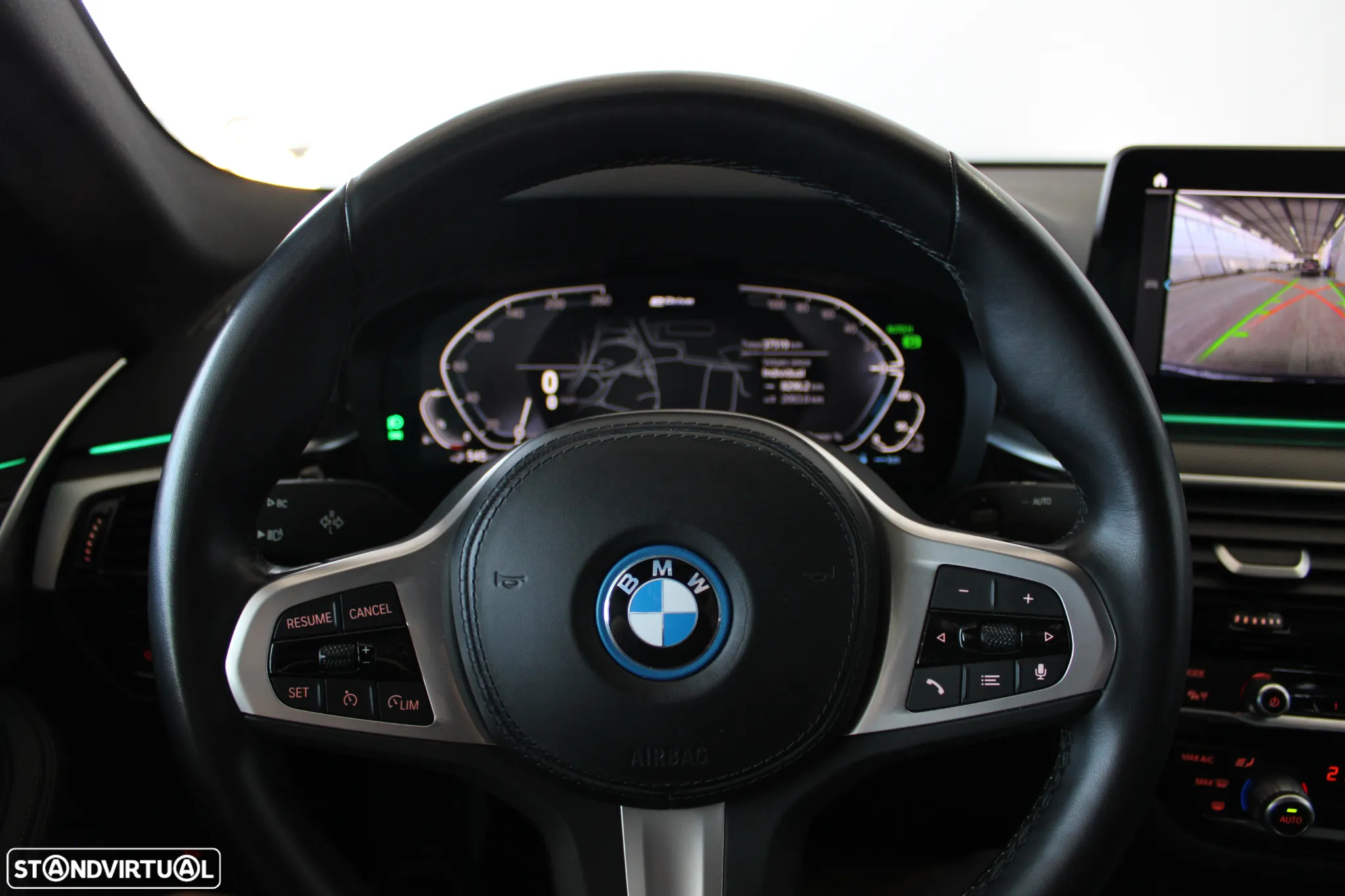 BMW 530 e Pack M - 8