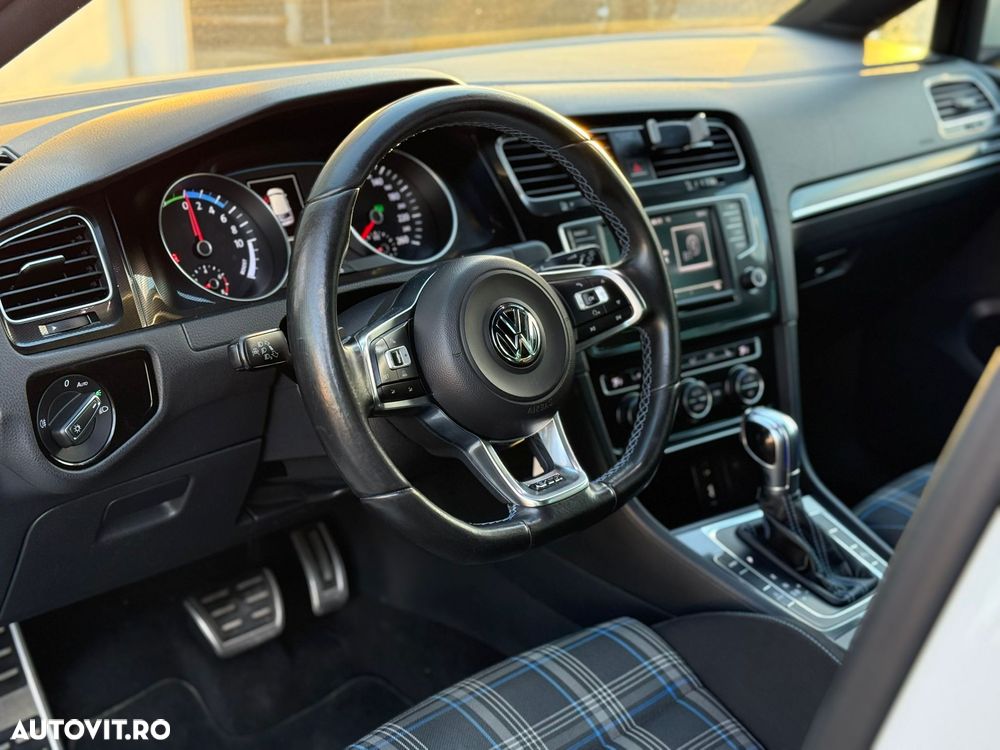 Volkswagen Golf 1.4 GTE Plug-In-Hybrid DSG - 10
