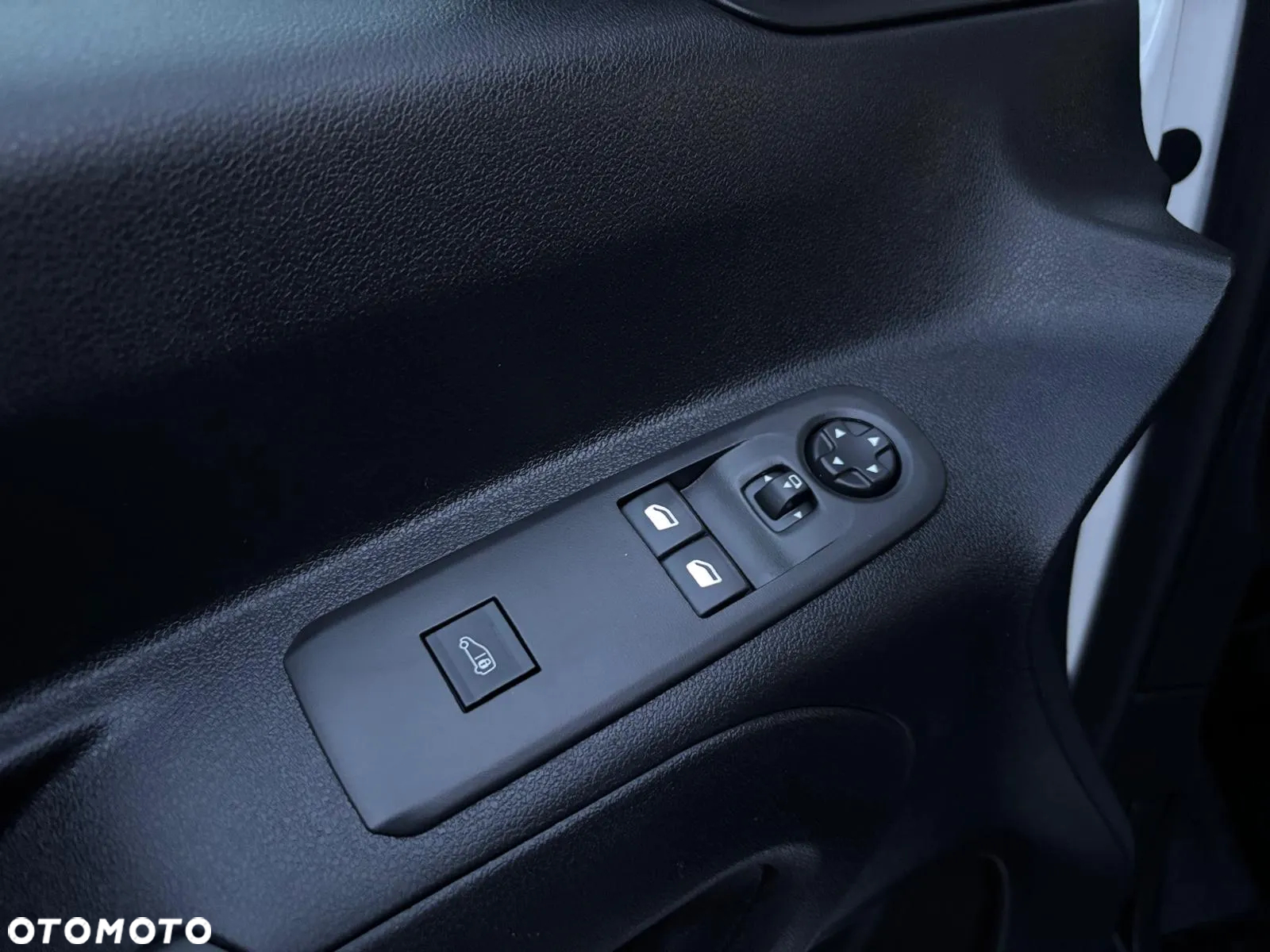 Toyota Proace city - 28