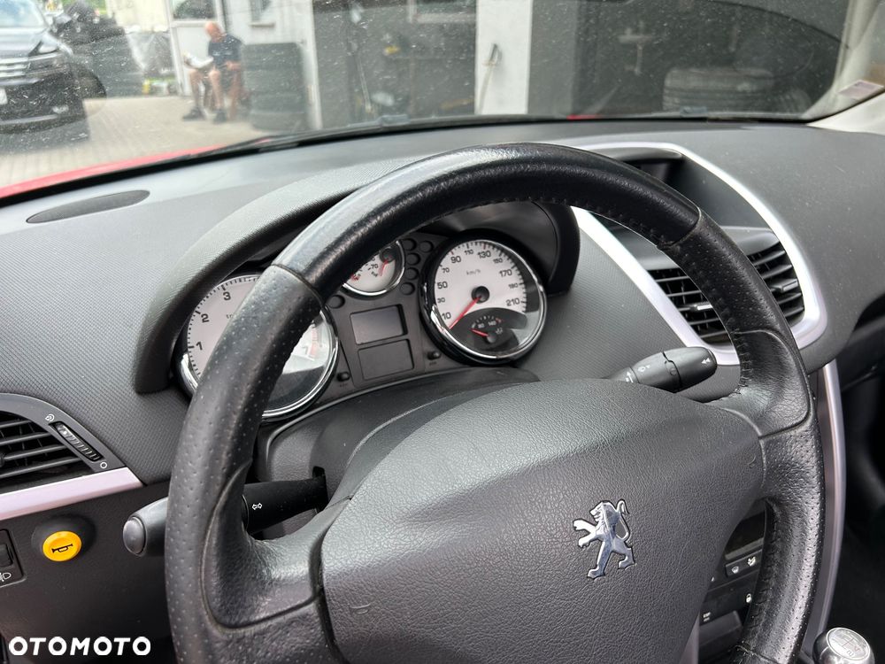 Peugeot 307 CC 1.6 - 17