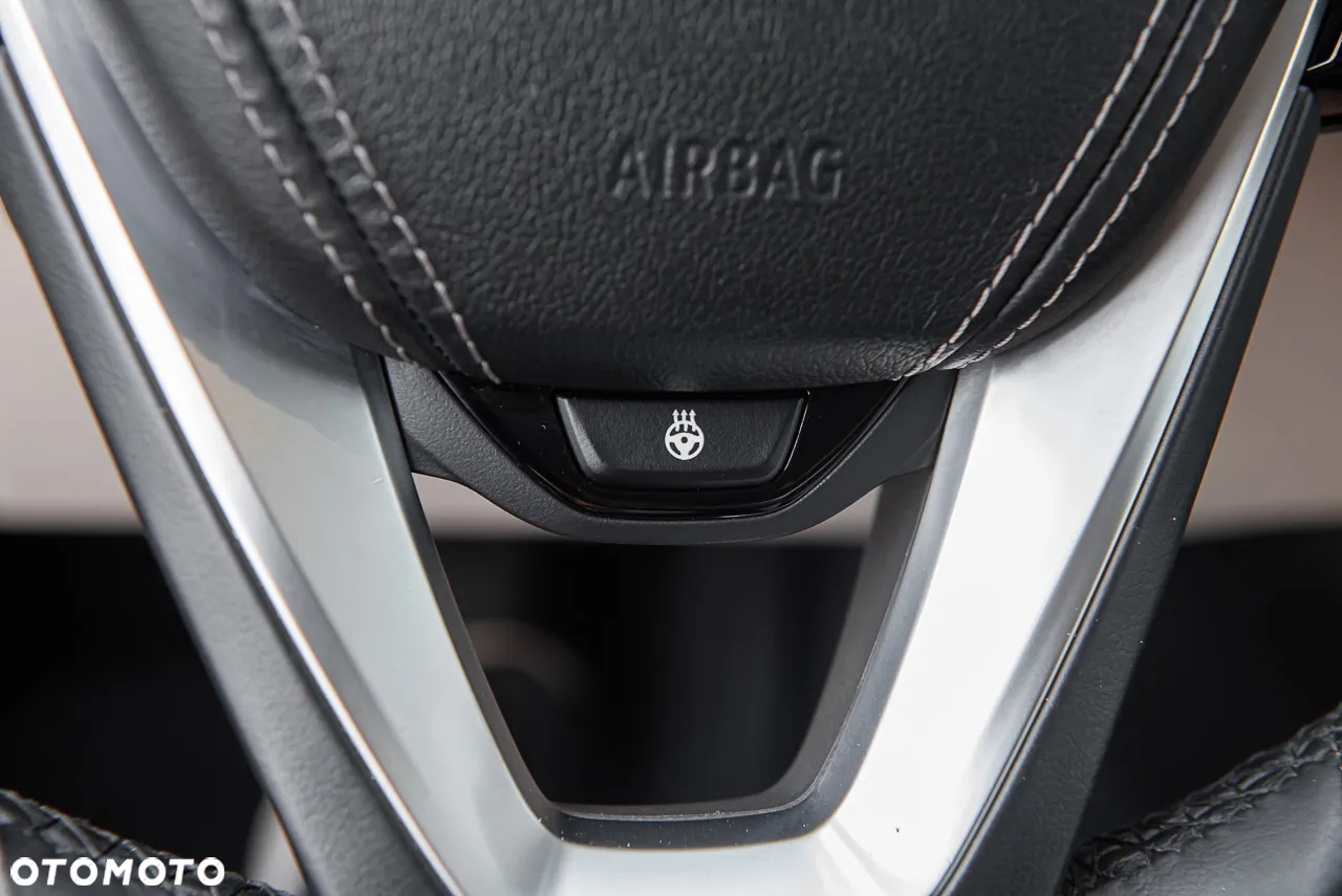 BMW Seria 5 520d xDrive Luxury Line - 32