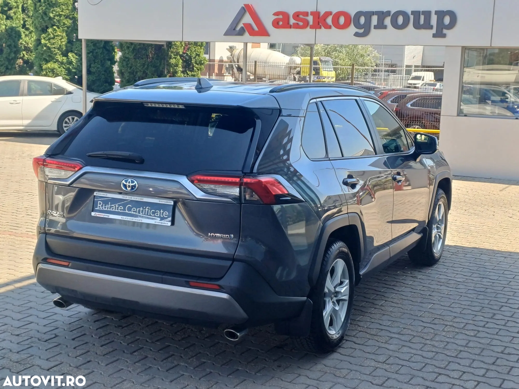 Toyota RAV4 2.5 Hybrid VVT-iE 4x2 Dynamic - 4