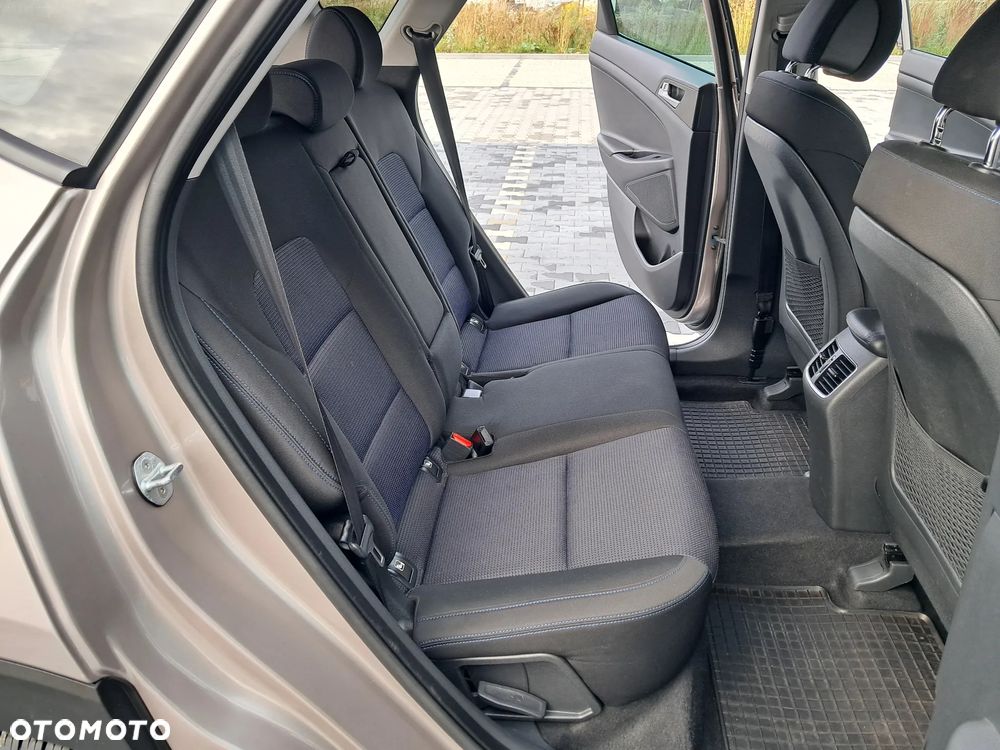 Hyundai Tucson 1.6 GDI BlueDrive Style 2WD - 26