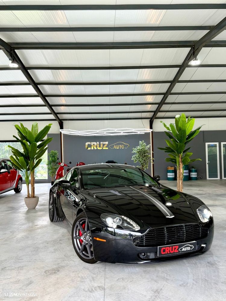 Aston Martin Vantage Coupe V8 Sportshift - 1