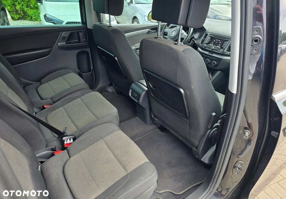 Volkswagen Sharan - 11