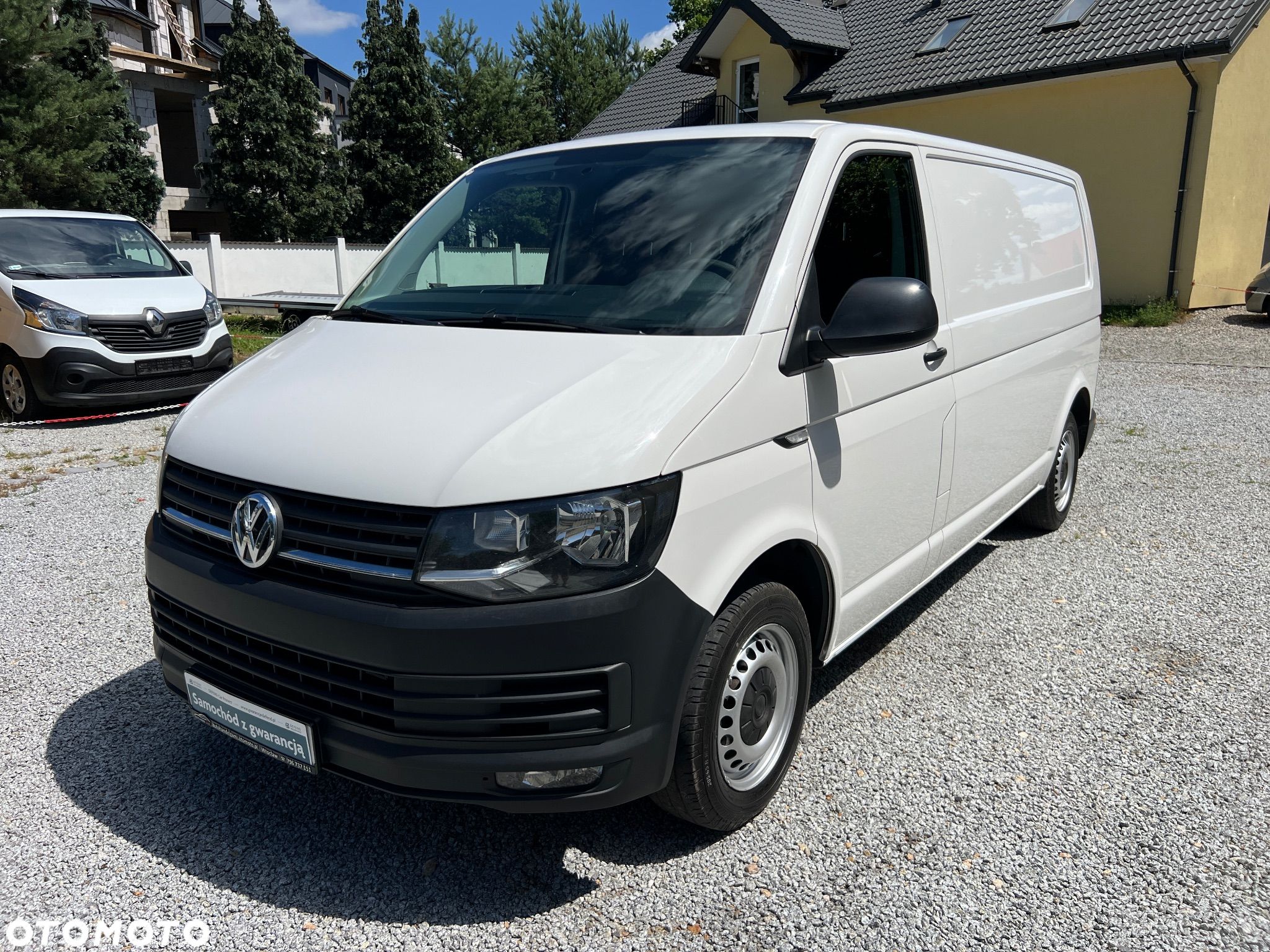 Volkswagen Transporter 2.0 TDI Long L2H1 - 1