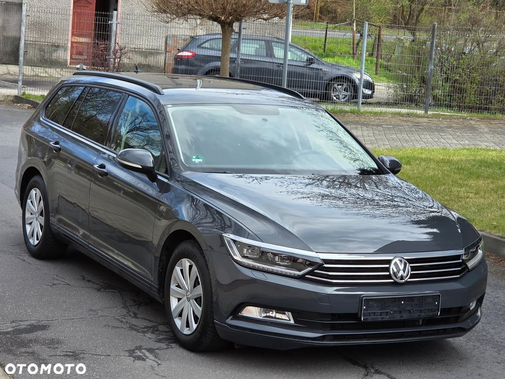 Volkswagen Passat 2.0 TDI (BlueMotion Technology) Trendline - 18