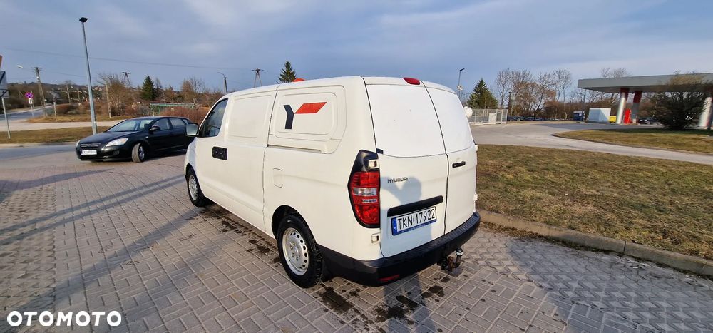 Hyundai H1 - 17