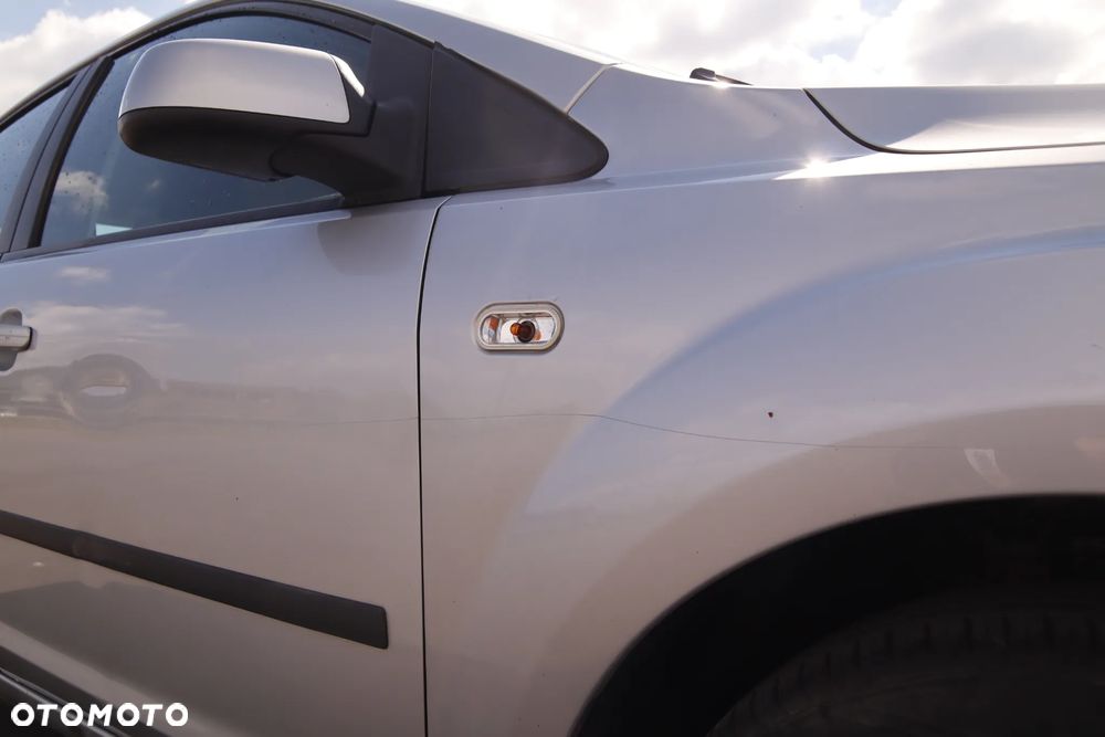 Ford Focus 1.6 Trend - 27